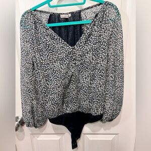 Abercrombie and Fitch Navy Floral Bodysuit! Sheer Sleeves